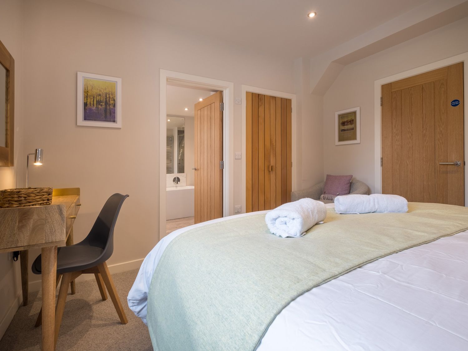 howe-keld-apartment-1-18