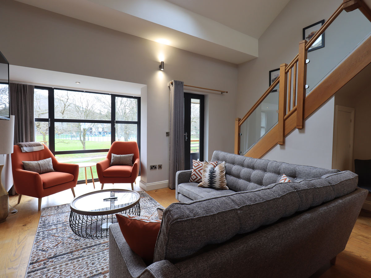Riverside-apartment-6---1804-5
